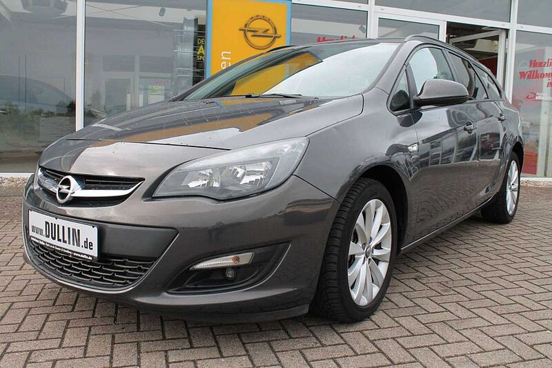 Opel Astra J Sports Tourer Active