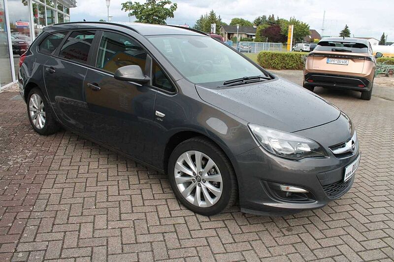 Opel Astra J Sports Tourer Active