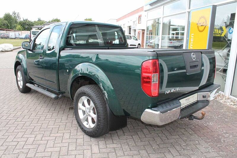 Nissan Navara 2,5 dCi King Cab 4x4 Laderaumrollo