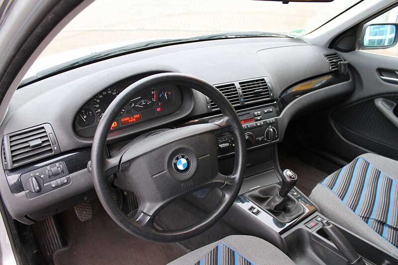 BMW 320 i