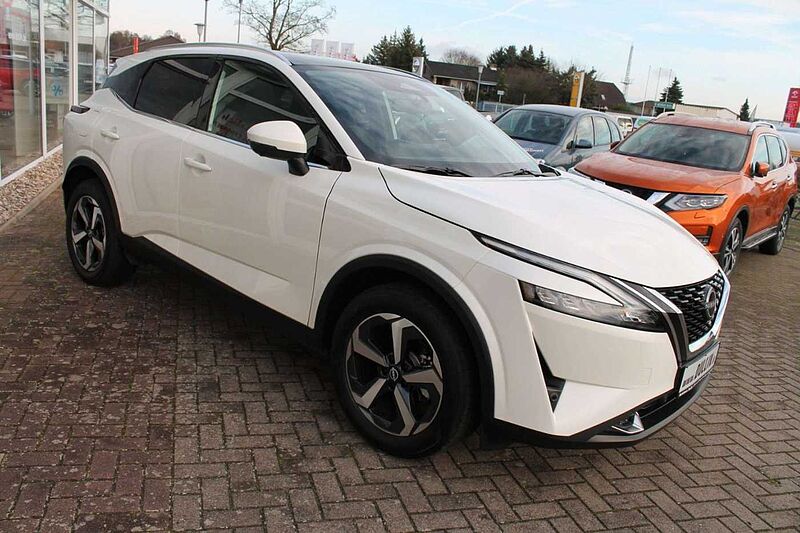 Nissan Qashqai 1,3 N-Connecta Winterpaket+Panoramadach