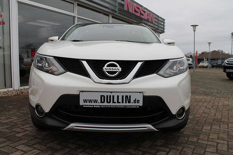 Nissan Qashqai 1,6 dCi Black Edition 4x4 Anhängerzug