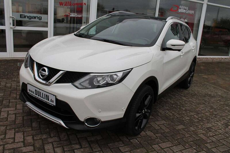 Nissan Qashqai 1,6 dCi Black Edition 4x4 Anhängerzug