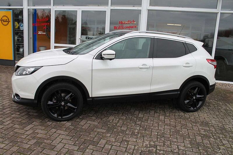 Nissan Qashqai 1,6 dCi Black Edition 4x4 Anhängerzug