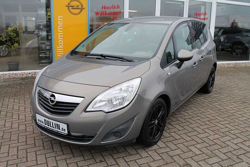 Opel Meriva B Edition Behindertenumbau+Standheizung