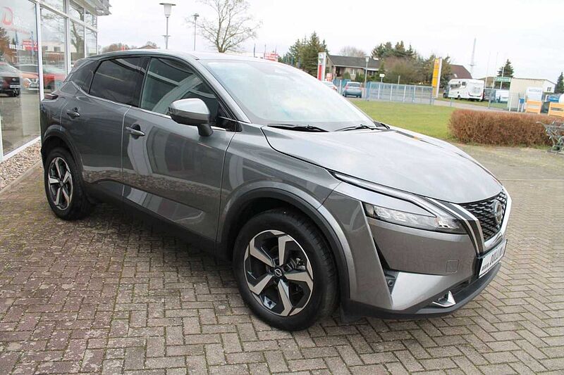 Nissan Qashqai 1,3 DIG-T  N-Connecta el. Heckklappe