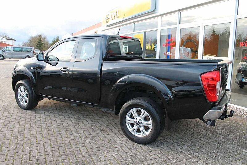 Nissan Navara Acenta King Cab 4x4 100% HD