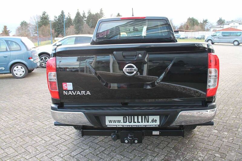 Nissan Navara Acenta King Cab 4x4 100% HD